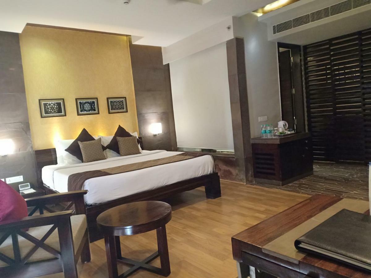 Ramada Ajmer Kishangarh  Exterior foto